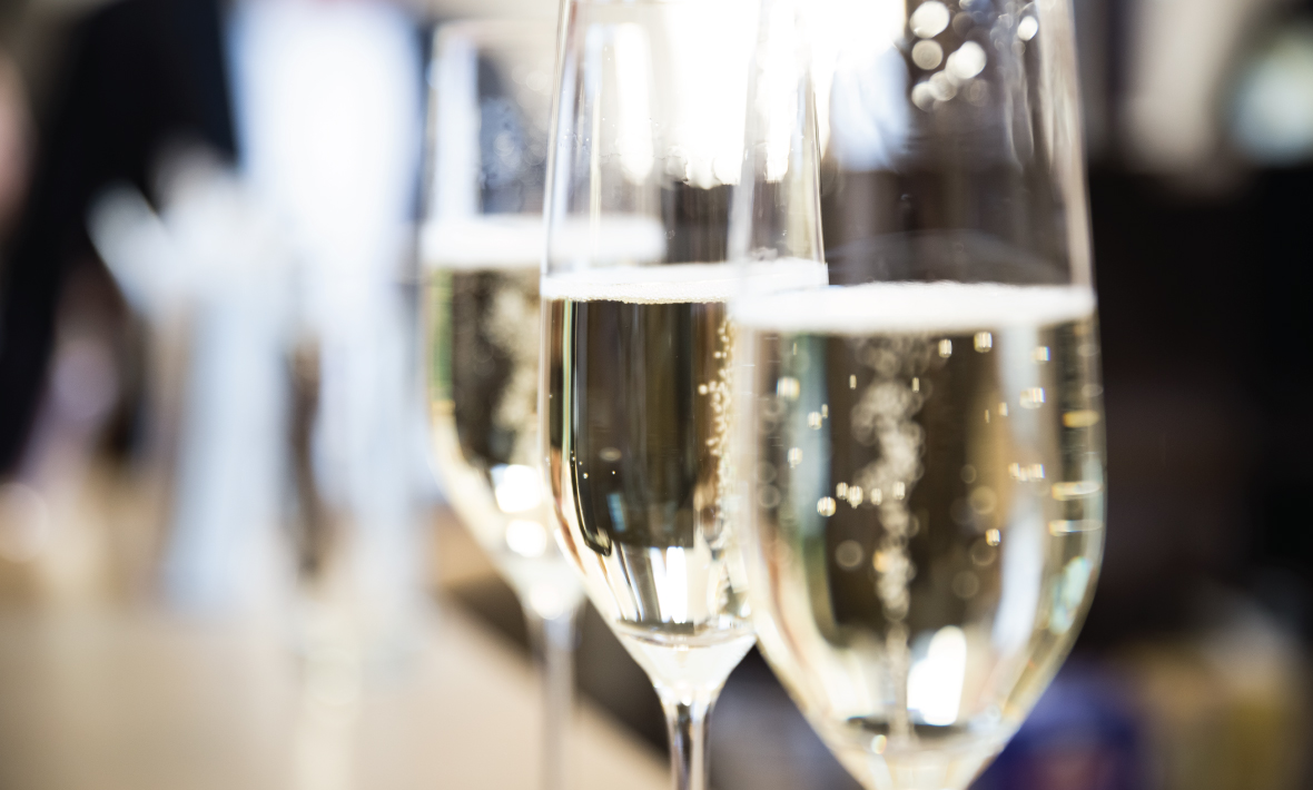 Find Sparkling Wine | BCLIQUOR