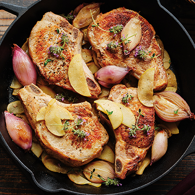 SKILLET PORK CHOPS WITH APPLES - Dinner Recipe | BCLIQUOR